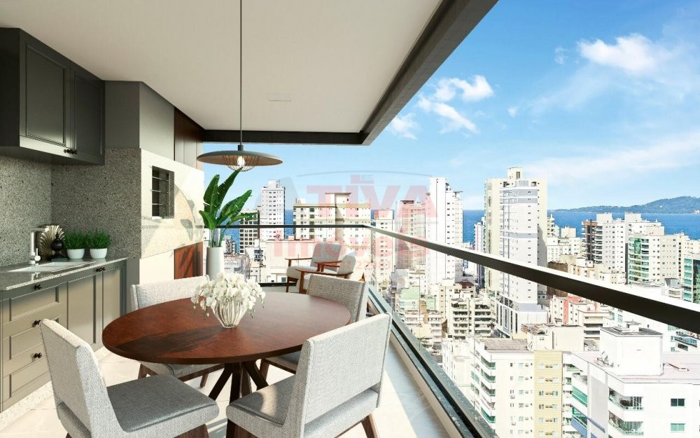 Apartamento na 3 Avenida em Itapema / Meia Praia