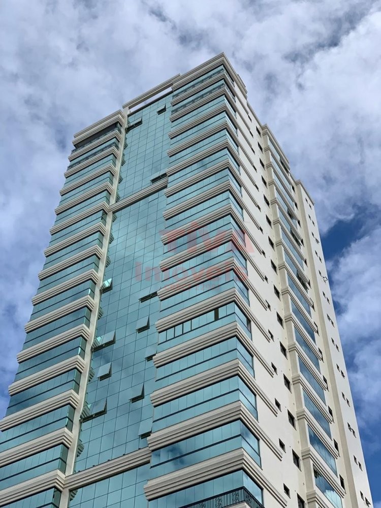 APARTAMENTO VISTA MAR COM 4 SUTES MEIA PRAIA  ITA